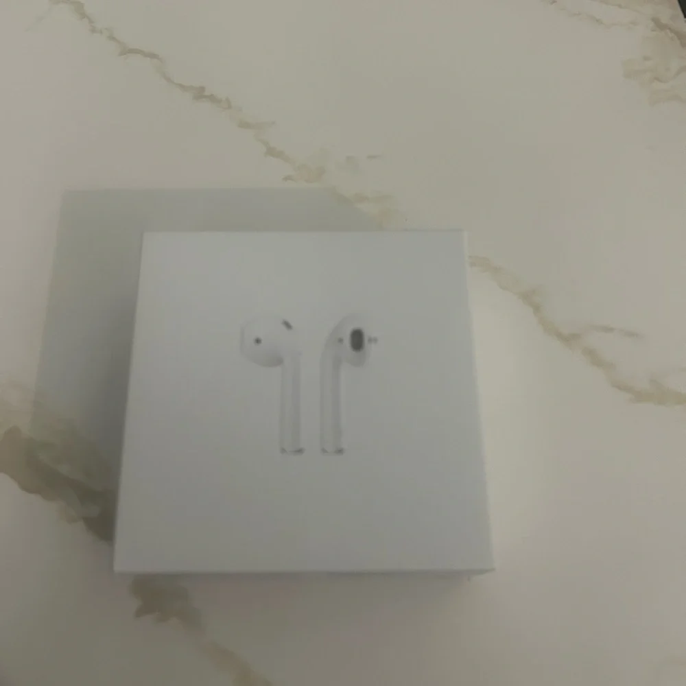 Wireless Earbuds with Charging Case - White